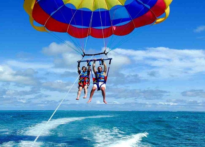 parasailing